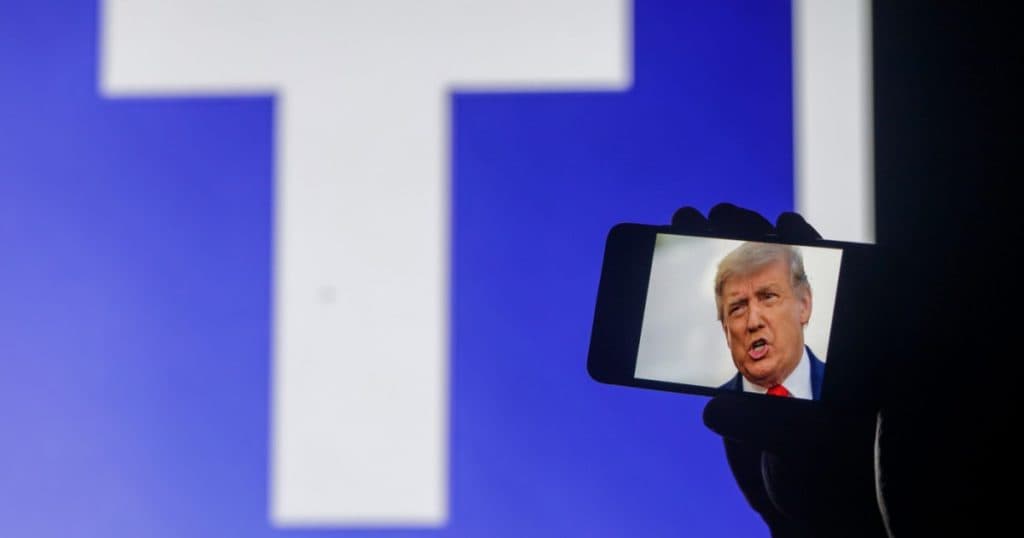 Donald Trump își exprimă nemulțumirea față de reportajele CBS despre Ucraina și Groenlanda și solicită sancționarea postului care „s-a luat de el”