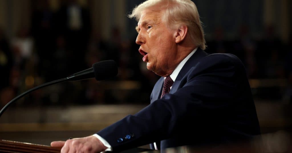 „Eliberaţi-o pe Marine Le Pen!” Trump a reacționat din nou împotriva justiției din Franța.