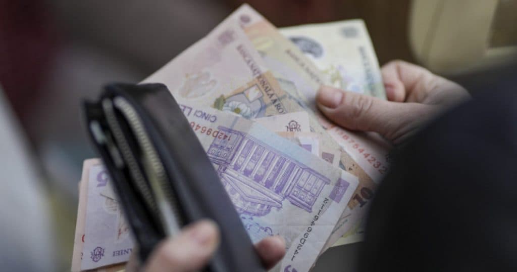 Eurostat: România continuă să fie printre țările cu cele mai mici salarii minime din UE. Care sunt regiunile cu venituri și mai reduse
