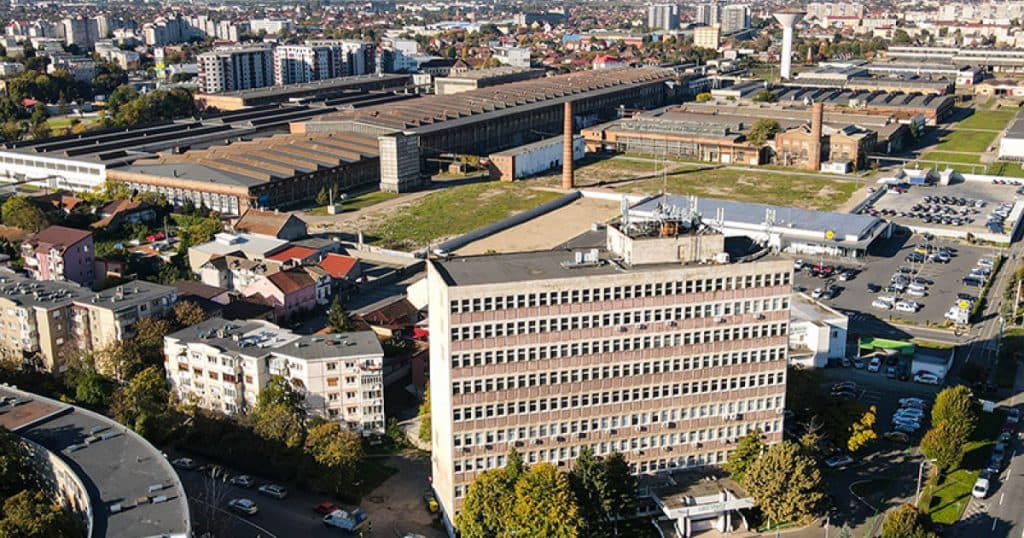 Fabrica de vagoane marfă din Arad se va închide, iar 700 de angajați vor fi concediați.