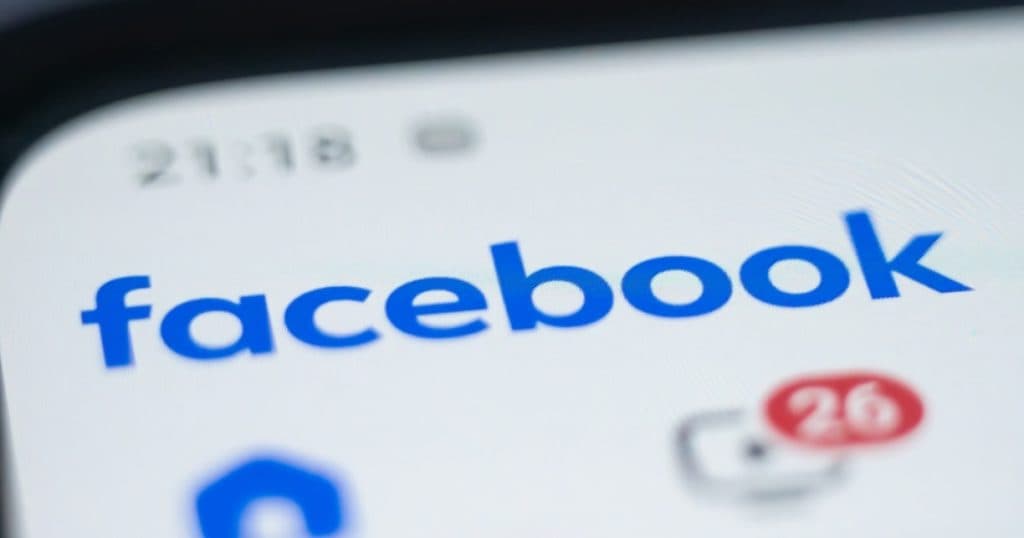 Facebook anunță că va sancționa conturile care generează spam.