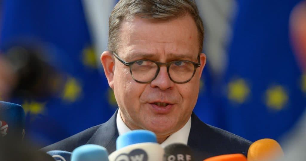 Finlanda anunță retragerea din tratatul ce interzice utilizarea minelor antipersonal.