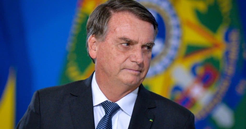 Jair Bolsonaro, fostul președinte al Braziliei, a fost supus unei intervenții chirurgicale pentru a cincea oară, care a durat 12 ore.