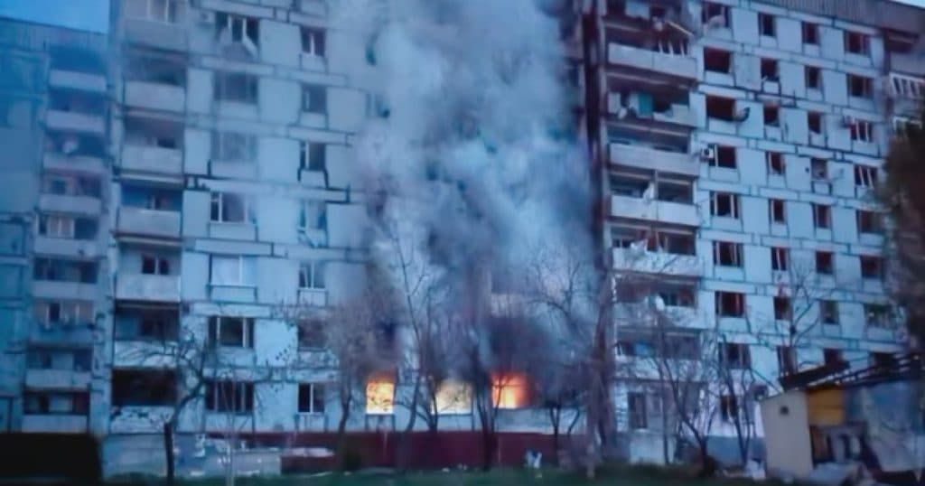 Rusia a atacat cu drone Odesa, Harkov și Zaporojie în noaptea trecută, provocând daune unui spital și unui bloc de locuințe.
