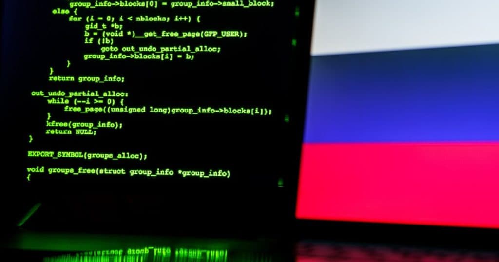 Hackerii Anonymous au făcut public un volum extins de informații despre posibile conexiuni secrete între Kremlin și Occident.