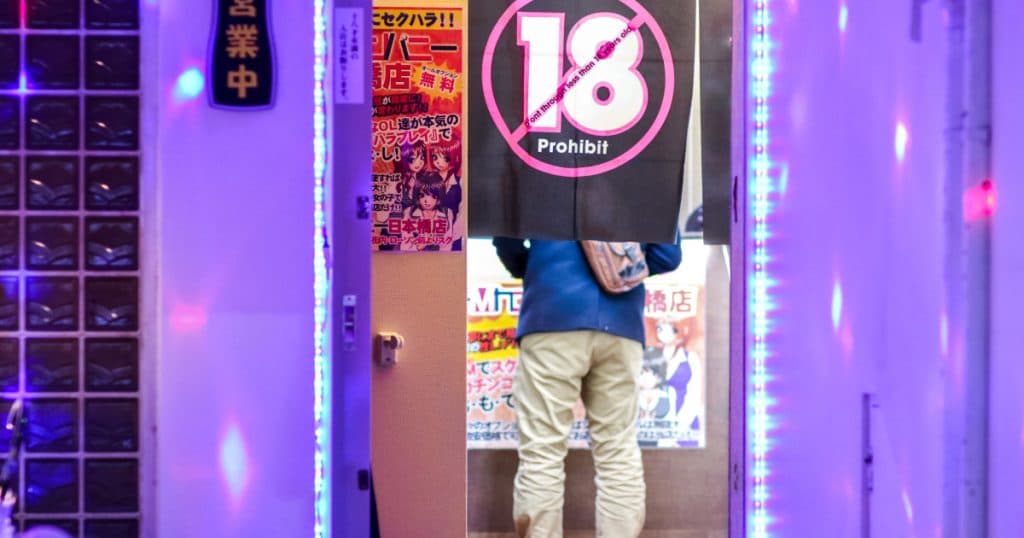 Industria în expansiune din Japonia: turismul sexual. Ce se întâmplă la Tokyo.
