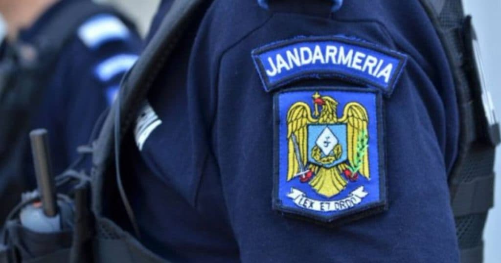 Jandarm descoperit împușcat în cap într-o unitate din județul Suceava. A fost demarată o anchetă.