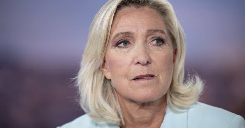 Marine Le Pen declară că va contesta „paşnic” decizia care o vizează şi se compară cu Martin Luther King
