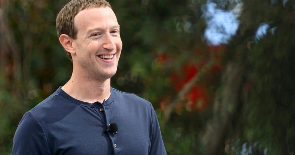 Mark Zuckerberg afirmă că a achiziționat Instagram deoarece aplicația dispunea de o cameră „mai bună” decât cea de pe Facebook.
