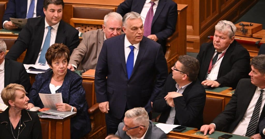 Marșurile Pride sunt interzise prin Constituție în Ungaria. Orban: „Persoane cu orientări sexuale netradiționale se expun în stradă.”