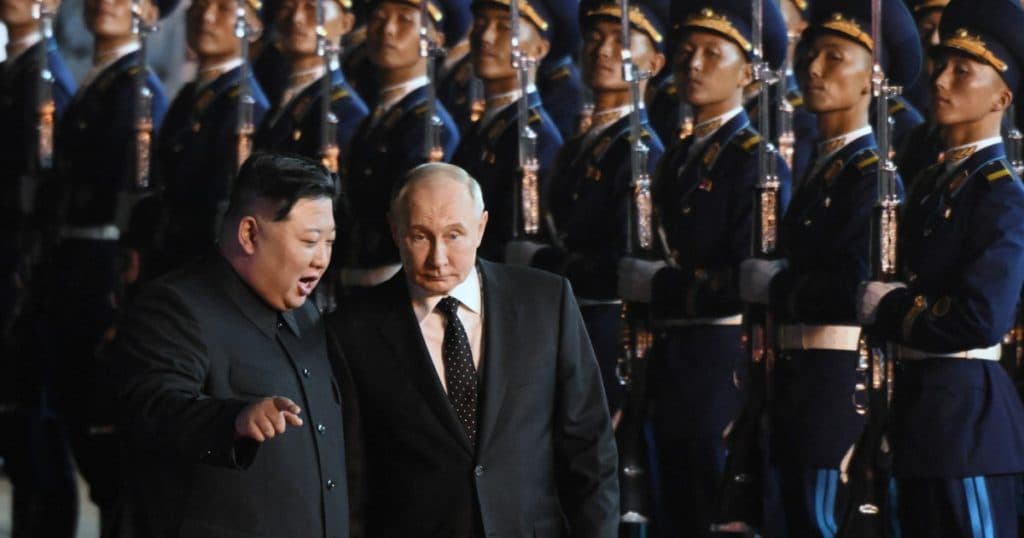 Mii de trupe și milioane de obuze. Detalii despre vasta operațiune nord-coreeană care a sprijinit Rusia în schimbarea soartei bătăliei pentru Kursk.