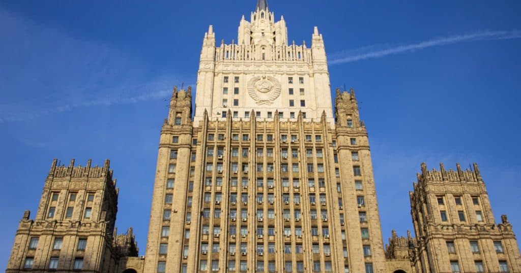 Moscova a decis să expulzeze trei diplomați din Republica Moldova. Care este cauza?