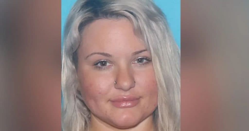 O tânără a încercat să angajeze un asasin pe Tinder pentru a-l ucide pe fostul iubit, polițist, și pe fiica acestuia. Ce a urmat