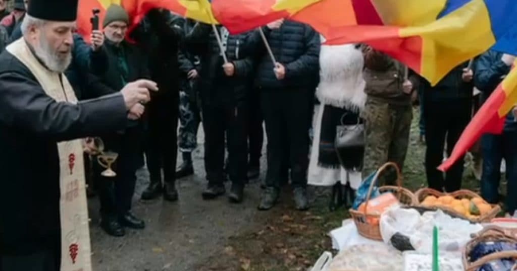 Opt persoane care au luat parte la comemorarea lui Corneliu Zelea Codreanu au fost deferite justiției. Ce acuzații le sunt aduse?