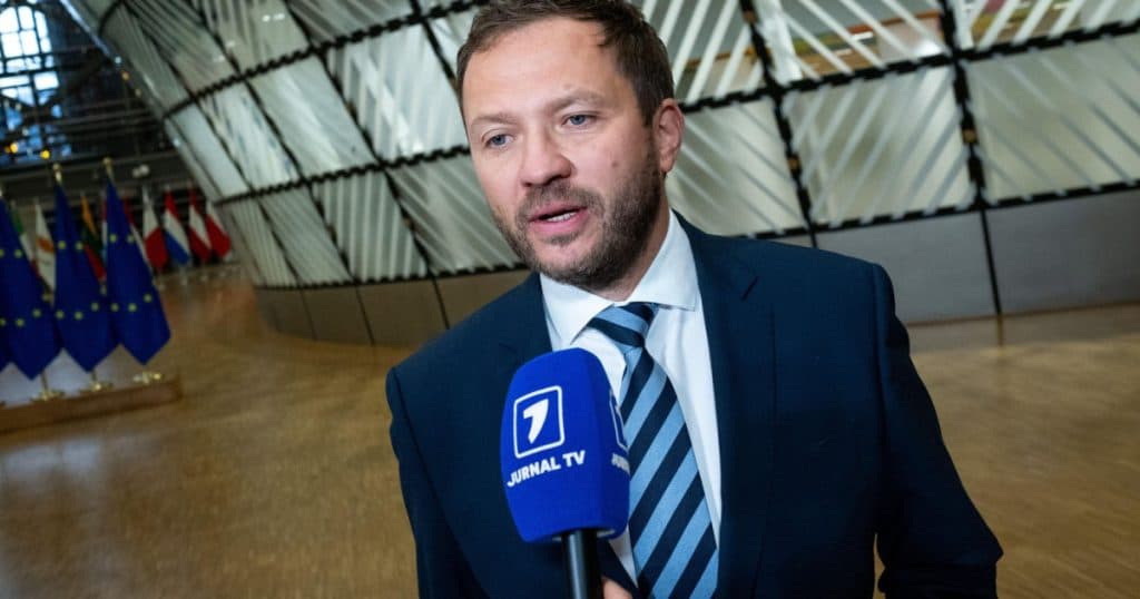 „Orban face parte din echipa lui Putin”, afirmă premierul Estoniei. „Privarea Ungariei de dreptul de vot în UE se apropie tot mai mult.”