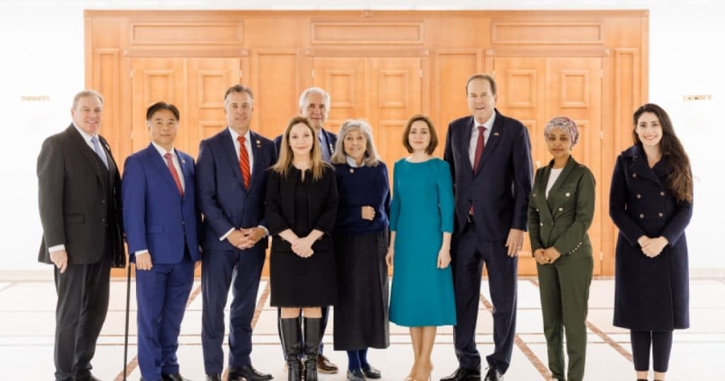 Președinta Maia Sandu, întâlnire cu o delegație a Congresului SUA. Discuții despre riscurile atacurilor hibride ale Rusiei.