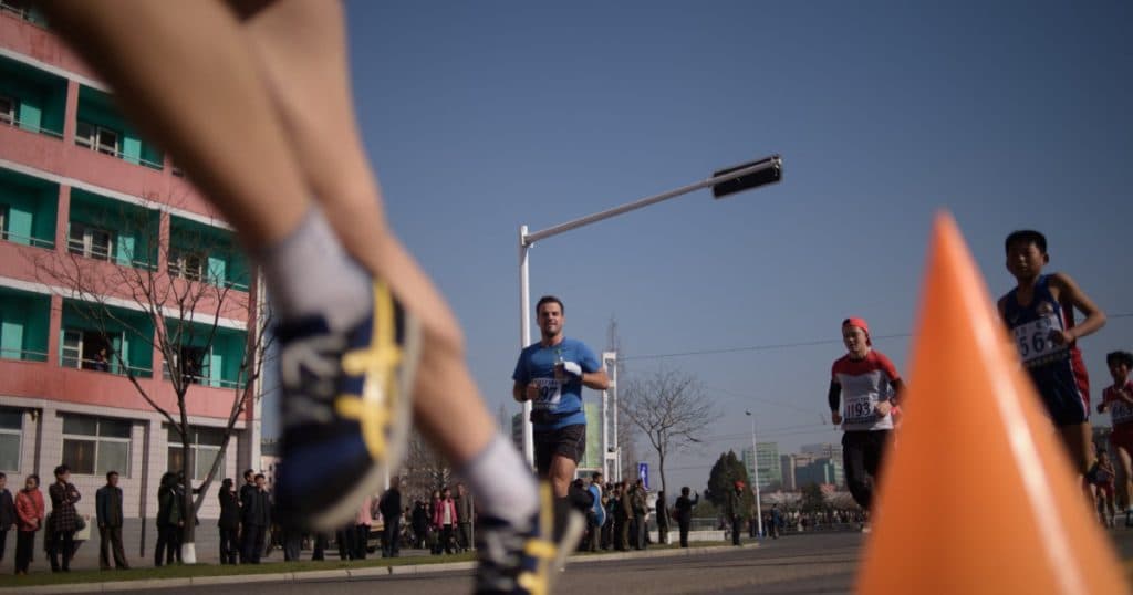 Primul maraton internațional la Phenian după o pauză de șase ani. La evenimentul din Coreea de Nord participă și români.