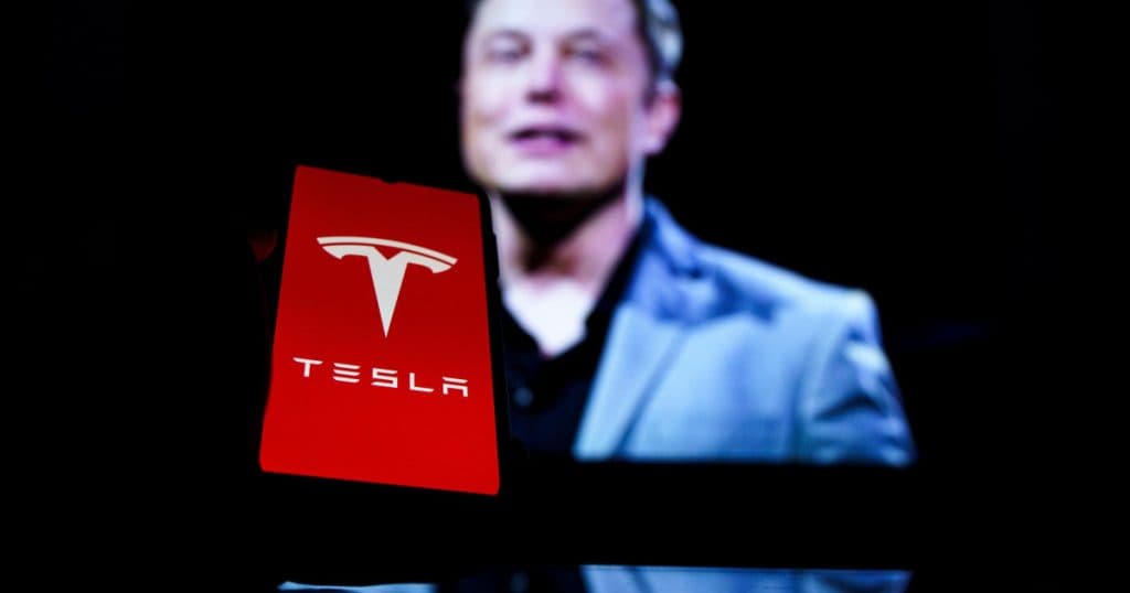 Compania chineză de automobile electrice BYD a surpassat Tesla în veniturile anuale pentru 2024.