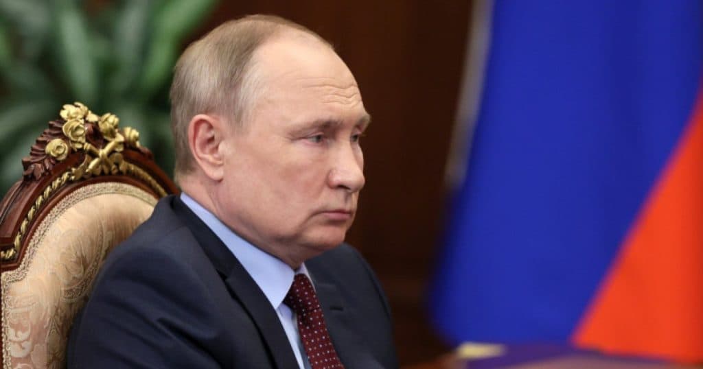 Putin include în legislație noțiunea de „genocid împotriva poporului sovietic” și întărește reglementările referitoare la „agenții străini”.