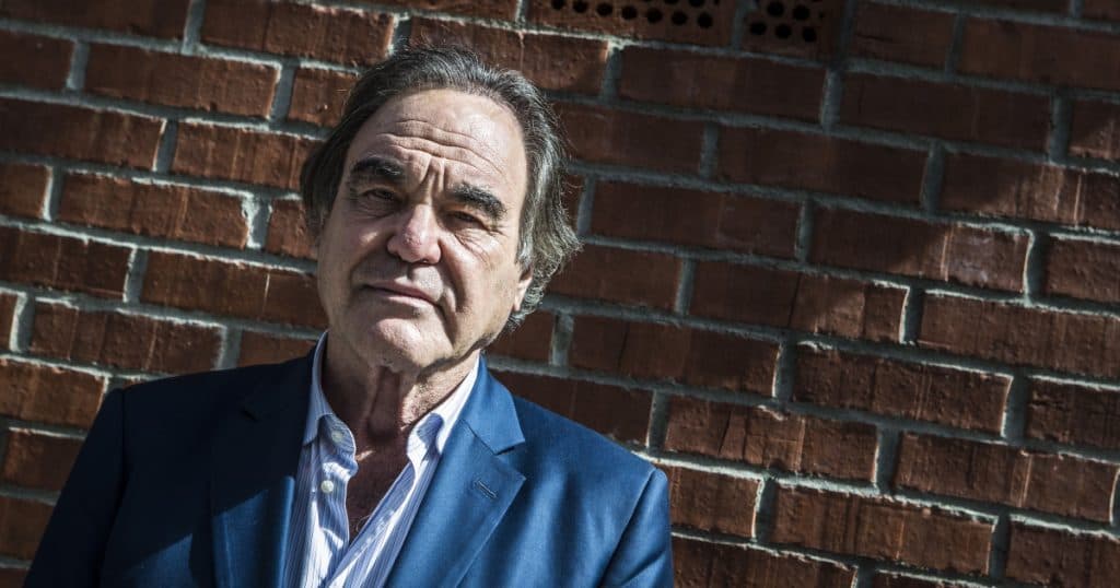 Regizorul Oliver Stone va oferi declarații în cazul asasinării lui J.F. Kennedy. Pelicula sa, „JFK”, a fost contestată de istorici.