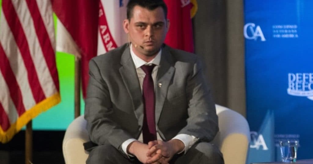Informații scurse la Pentagon: Dan Caldwell, consilier de vârf al lui Pete Hegseth, a fost suspendat și îndepărtat din clădire.