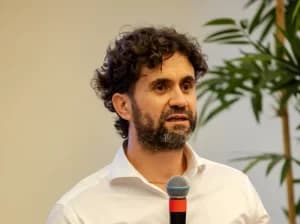 Sindromul antifosfolipidic: impactul asupra sarcinii și soluțiile disponibile – detalii oferite de Dr. Andreas Vythoulkas