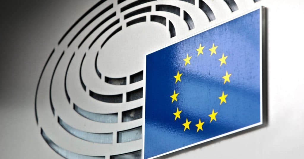SUA: Amenzile aplicate de UE companiilor Apple și Meta reprezintă „o nouă formă de extorcare economică”