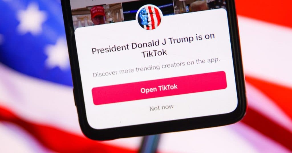 TikTok, aproape să fie interzisă în Statele Unite. Amazon și OnlyFans intenționează să achiziționeze platforma.