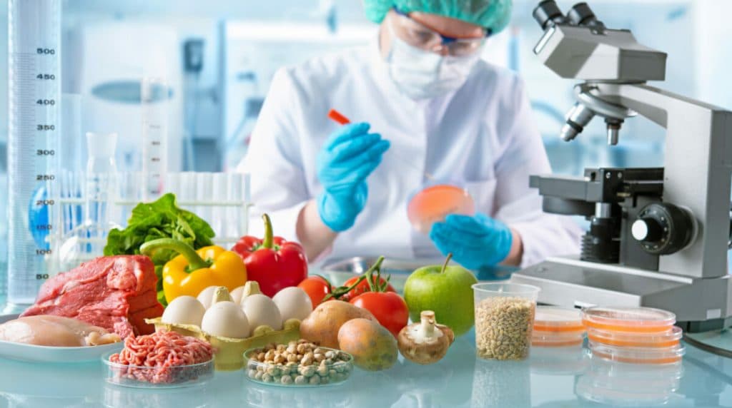 Cele mai importante 5 alimente cu potențial cancerigen – Ce să eviți sau să consumi cu atenție