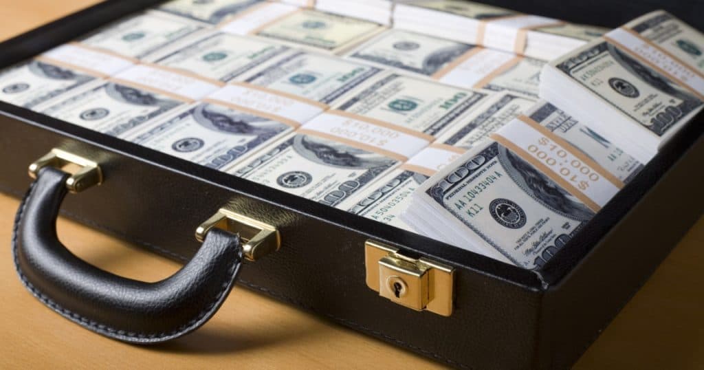 Un număr tot mai mare de americani înstăriți își deschid conturi bancare în Elveția și aspiră la cetățenie europeană. „Este un plan de rezervă”