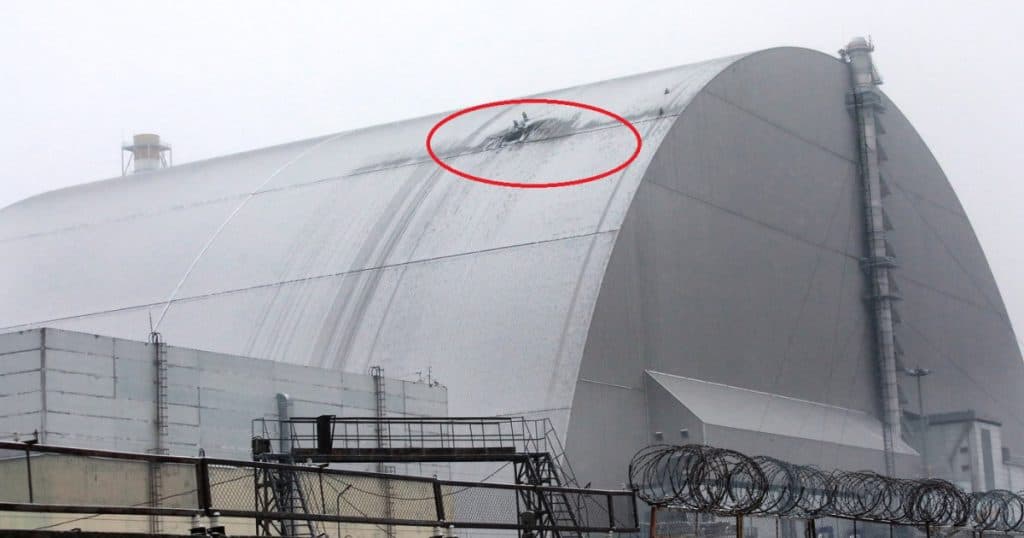 Ucraina caută soluții pentru repararea structurii de izolare a centralei nucleare de la Cernobîl, deteriorată în urma unui atac cu drone rusești.