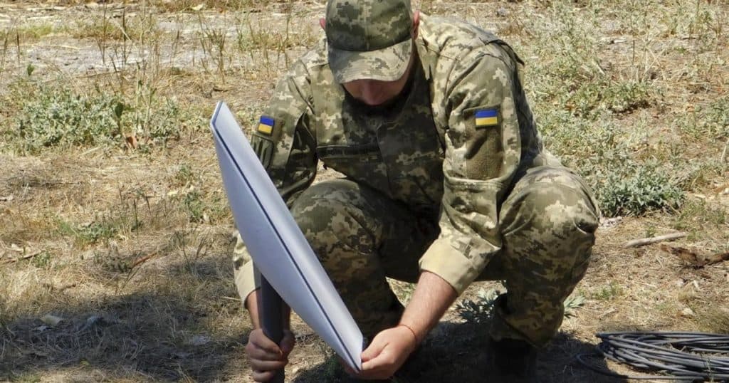 Ucraina, momentan dependentă de Musk. A rămas doar cu Starlink, UE continuă să caute alternative.