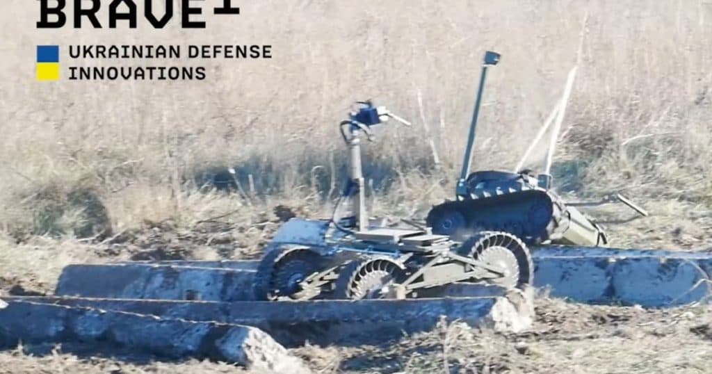 Ucraina testează roboți terestri capabili să depășească bruiajul electronic al rușilor pe câmpul de luptă.