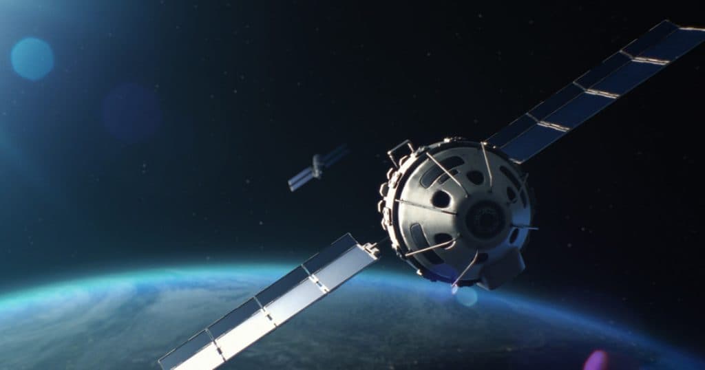 Un satelit rusesc legat de sistemul de arme nucleare pare să fi scăpat de sub control, conform analiștilor americani.