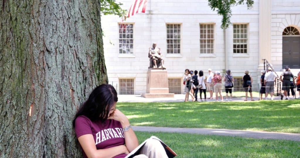 Universitatea Harvard acționează în instanță Administrația Trump