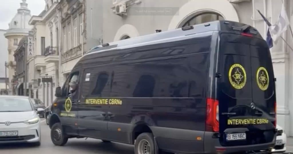 Alertă antiteroristă la Avocatul Poporului și la Jandarmeria Română: plicuri cu un praf alb au fost expediate către cele două instituții.