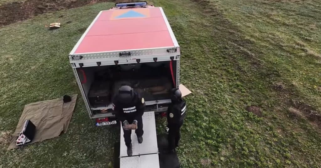 Alertă la Galați: O bombă cu focos activ a fost descoperită lângă mall.