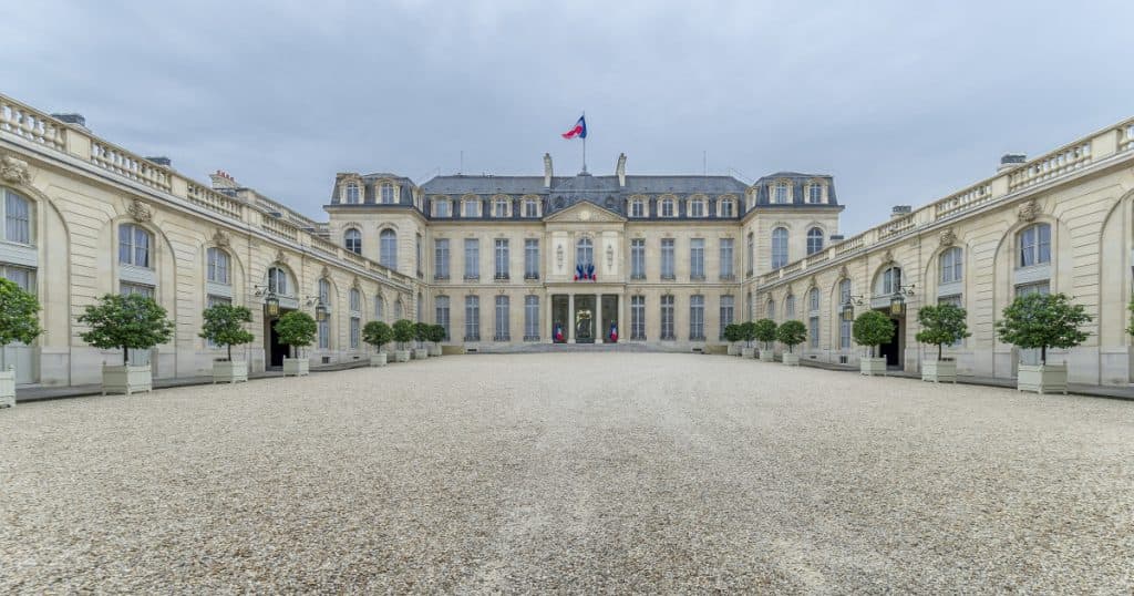 Comparația realizată de Steve Witkoff la Paris: comentariile despre Palatul Elysee și reacțiile internauților francezi.