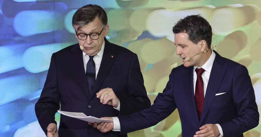 Conflictul dintre Nicușor Dan și Crin Antonescu: primarul general îl acuză de înstrăinarea bazelor sportive. Ce declară candidatul coaliției?