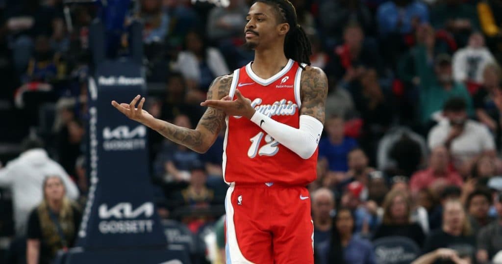 Ja Morant, sancționat cu 75.000 de dolari pentru gesturi care imită o armă, nesocotind avertismentul NBA: „Nu-mi mai pasă”