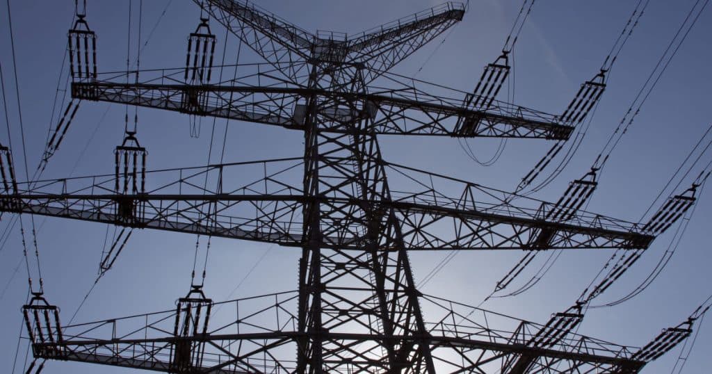 Pana de curent din Spania. Ce afirmă operatorul rețelei electrice în legătură cu ipoteza atacului cibernetic și decizia guvernului de la Madrid