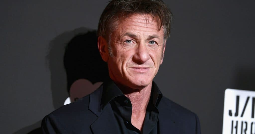 Actorul Sean Penn face o comparație între Donald Trump și un criminal: „Trebuie să ne așteptăm la cele mai rele scenarii.”