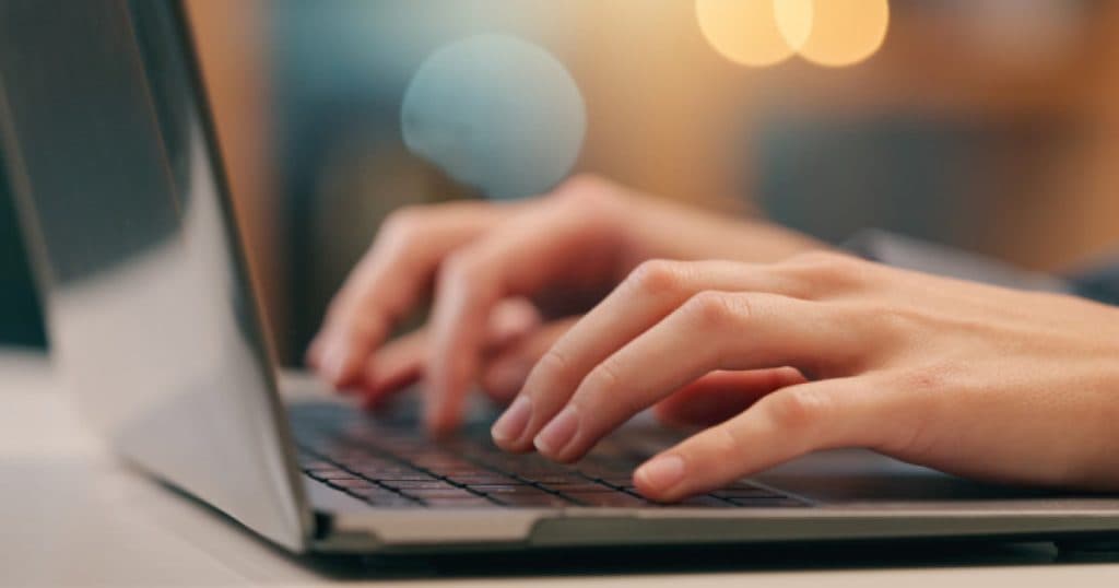 ANCOM: A fost descoperită o rețea de site-uri clonate ale unor instituții, televiziuni și publicații care promovau conținut înșelător.