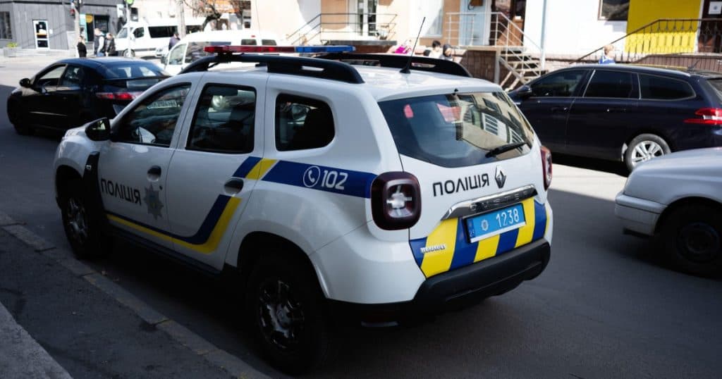 Atac lângă Kiev, provocat de o dispută privind o armă vândută, soldat cu 2 decese. Autorul a fost arestat.