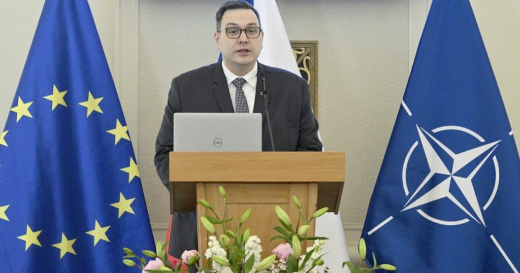Cehia acuză China de atac cibernetic și cheamă ambasadorul. Reacția Uniunii Europene.