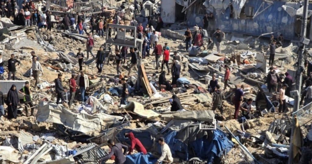 Peste 20 de persoane au decedat în urma unui atac israelian asupra unei școli din Fâșia Gaza.