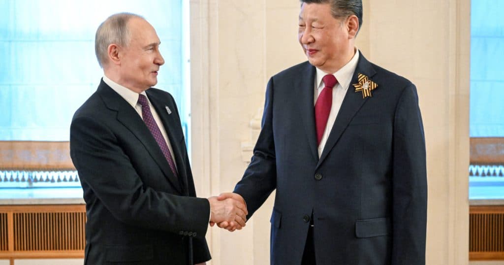 China declară că intenționează „extinderea colaborării” cu forțele armate ruse.