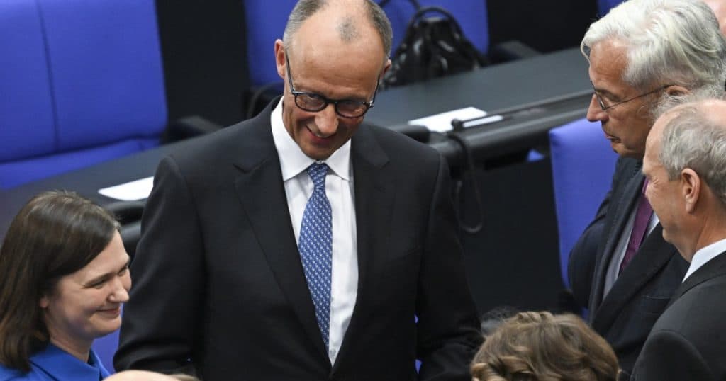 Cum l-a subminat Trump pe Merz înainte ca acesta să devină cancelar al Germaniei