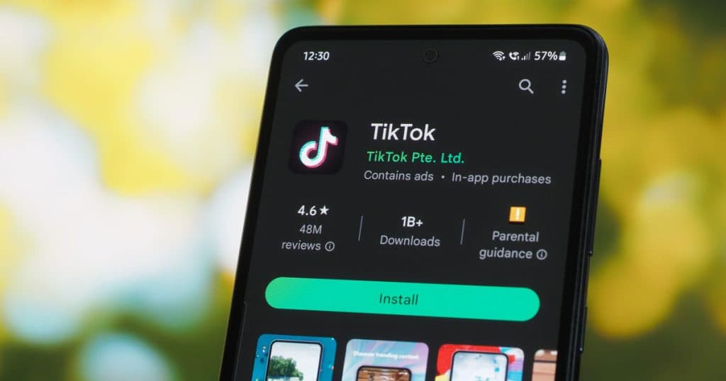 Dezinformare pe TikTok: „Soldați francezi îmbrăcați în uniforme de jandarmerie română”, pregătiți pentru „începerea unui război civil” în România