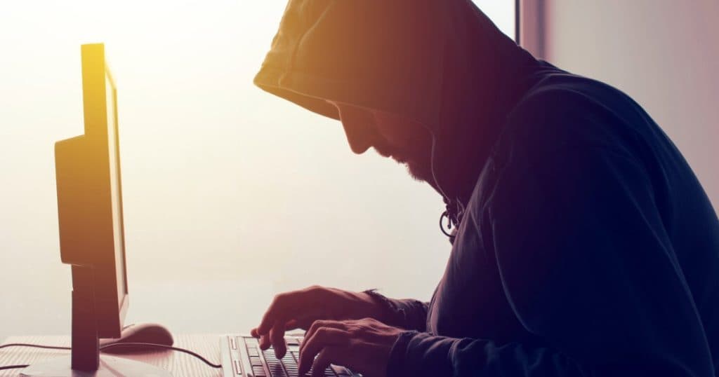 DNSC trage un semnal de alarmă cu privire la o tentativă de fraudă împotriva antreprenorilor din România. „Victima este contactată de pe un număr fals.”